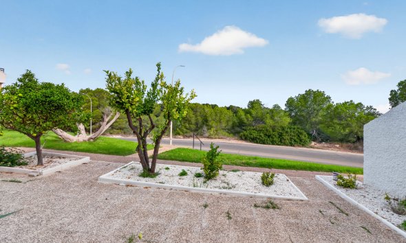 Resale - Apartment -
Villamartin - Costa Blanca