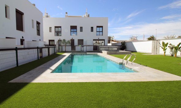 Nouvelle construction - Villa -
Pilar de la Horadada - parque Andromeda