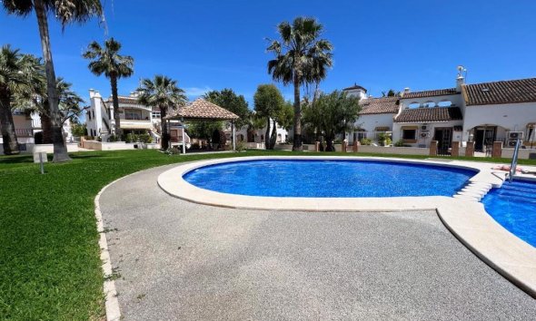 Resale - Town House -
Los Dolses - Inland