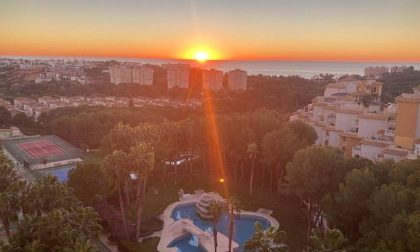 Revente - Apartment -
Orihuela Costa - Costa Blanca