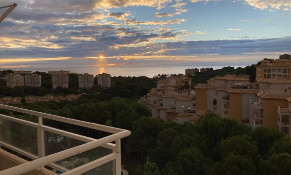 Revente - Apartment -
Orihuela Costa - Costa Blanca