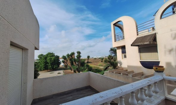 Revente - Quad House -
Torrevieja - Carrefour