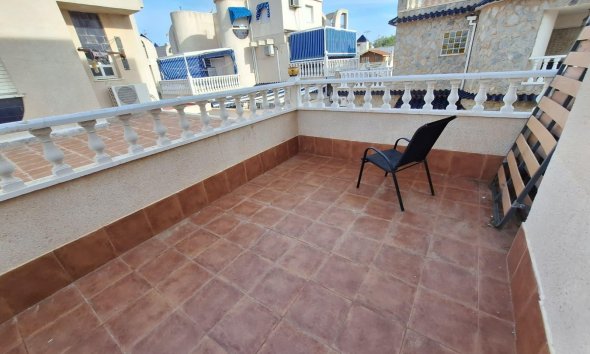 Revente - Quad House -
Torrevieja - Carrefour