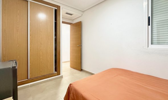 Revente - Apartment -
Torrevieja - Costa Blanca