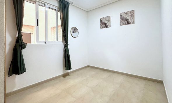 Revente - Apartment -
Torrevieja - Costa Blanca