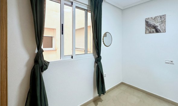 Revente - Apartment -
Torrevieja - Costa Blanca