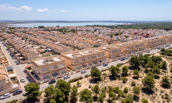 Resale - Town House -
Torrevieja - Costa Blanca