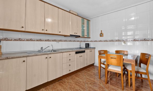 Revente - Apartment -
Torrevieja