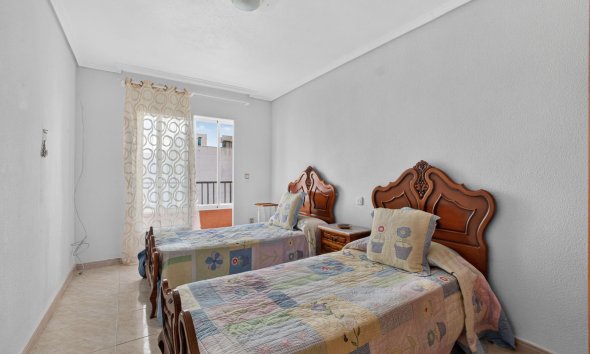 Revente - Apartment -
Torrevieja