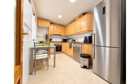 Resale - Town House -
Daya Nueva - Costa Blanca