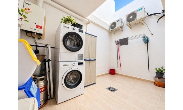 Resale - Town House -
Daya Nueva - Costa Blanca