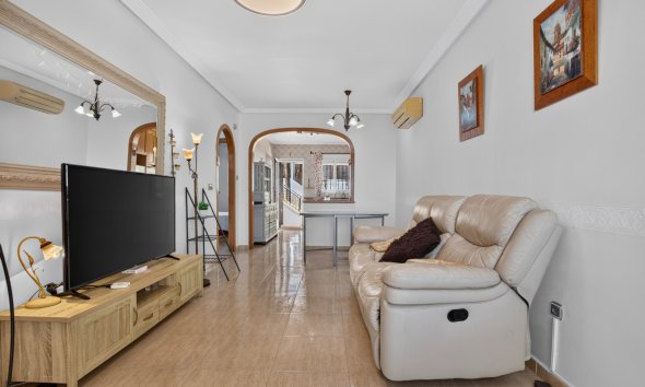 Revente - Villa -
Orihuela Costa - Costa Blanca
