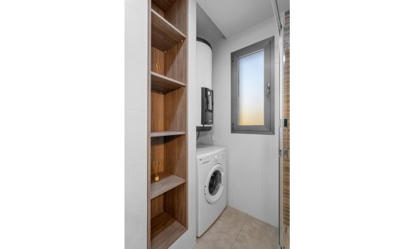 Revente - Apartment -
Orihuela Costa - Los Dolses