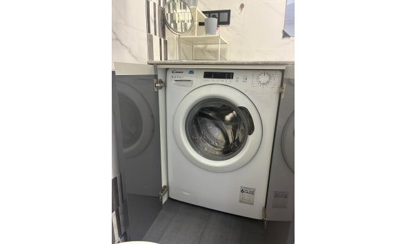 Resale - Apartment -
Torrevieja - Centro
