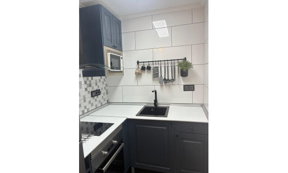 Resale - Apartment -
Torrevieja - Centro