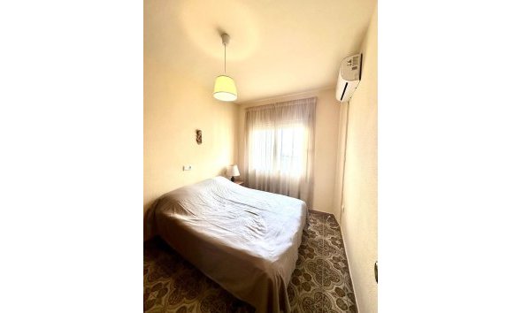 Resale - Apartment -
Torrevieja