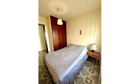Resale - Apartment -
Torrevieja