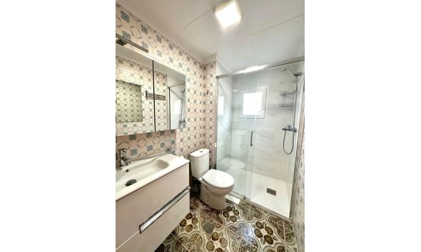 Resale - Apartment -
Torrevieja