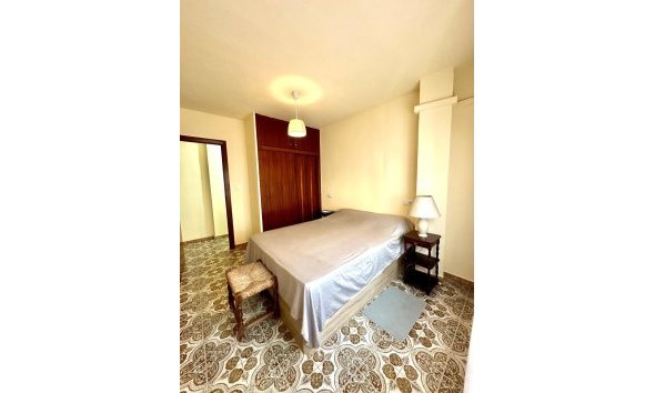 Resale - Apartment -
Torrevieja