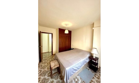 Resale - Apartment -
Torrevieja