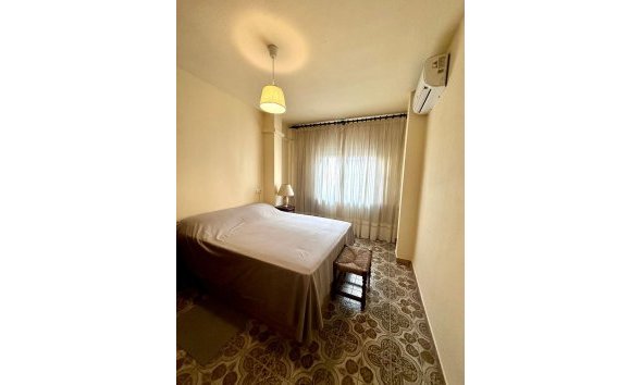 Resale - Apartment -
Torrevieja