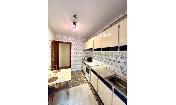 Resale - Apartment -
Torrevieja