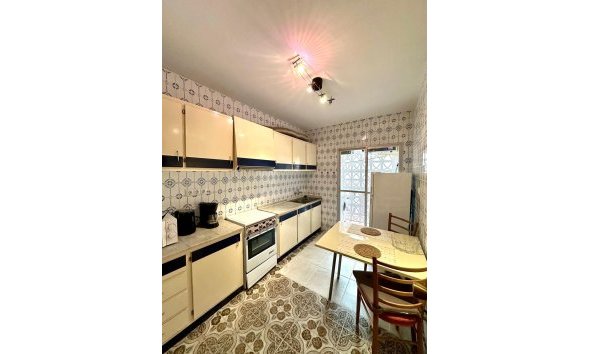 Resale - Apartment -
Torrevieja