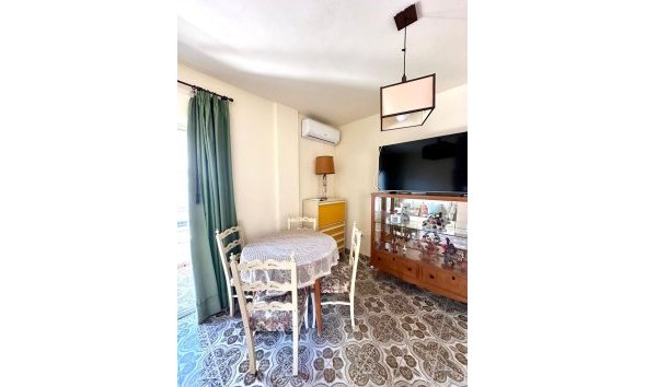 Resale - Apartment -
Torrevieja