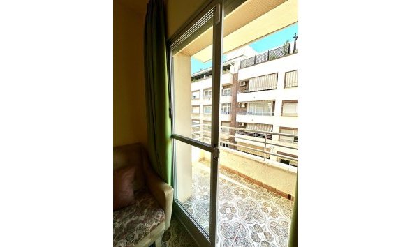 Resale - Apartment -
Torrevieja