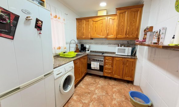 Revente - Apartment -
Torrevieja - Centro