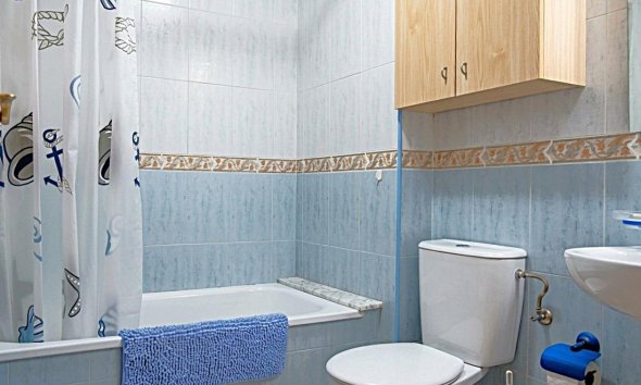 Revente - Apartment -
Torrevieja - Las Piscinas Naturales
