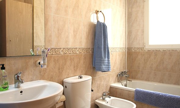 Revente - Apartment -
Torrevieja - Las Piscinas Naturales