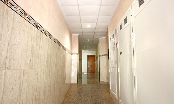 Revente - Apartment -
Torrevieja - Las Piscinas Naturales
