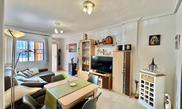 Revente - Apartment -
Orihuela Costa - Costa Blanca