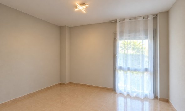 Resale - Apartment -
Vistabella Golf Entre Naranjos - Inland
