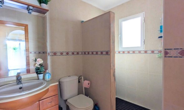 Revente - Quad House -
Lo Crispin - Inland