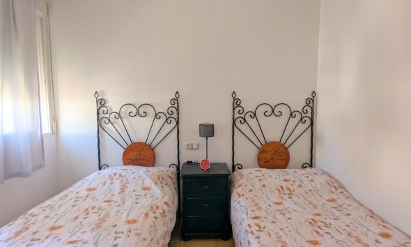 Revente - Quad House -
Lo Crispin - Inland