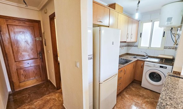 Revente - Apartment -
Torrevieja - Centro