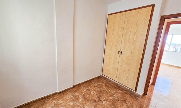 Revente - Apartment -
Torrevieja - Centro