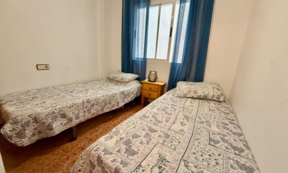 Revente - Apartment -
Torrevieja - Parque de las Naciones
