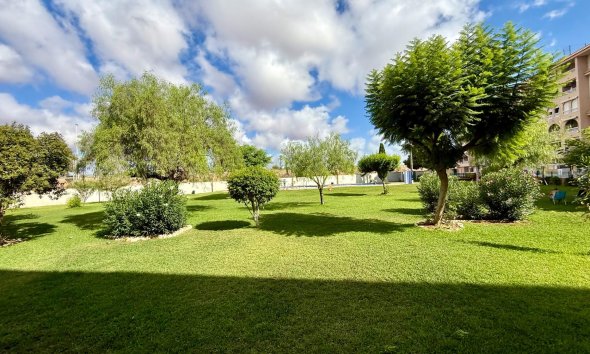 Revente - Apartment -
Torrevieja - Parque de las Naciones