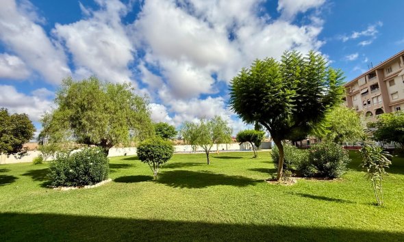 Revente - Apartment -
Torrevieja - Parque de las Naciones