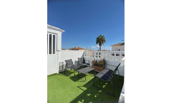 Revente - Villa -
Orihuela Costa - Costa Blanca