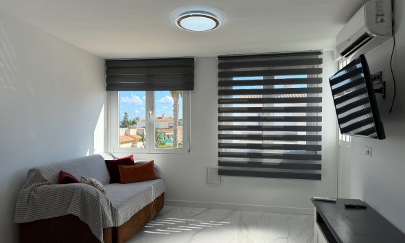 Revente - Villa -
Orihuela Costa - Costa Blanca