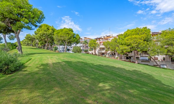 Revente - Duplex Penthouse -
Dehesa de Campoamor - Costa Blanca