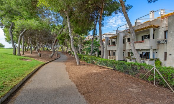 Revente - Duplex Penthouse -
Dehesa de Campoamor - Costa Blanca