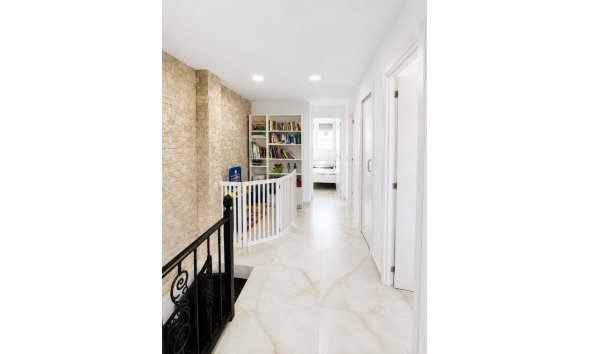 Resale - Town House -
Torrevieja - Costa Blanca