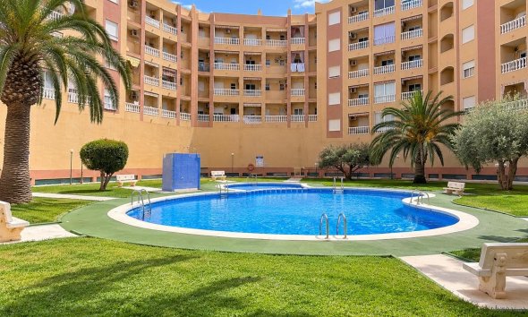 Revente - Attique -
Torrevieja - Parque de las Naciones