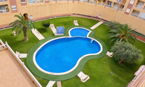 Revente - Attique -
Torrevieja - Parque de las Naciones