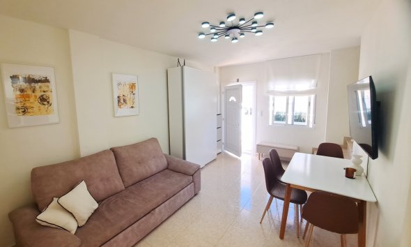 Revente - Town House -
Villamartin - Costa Blanca